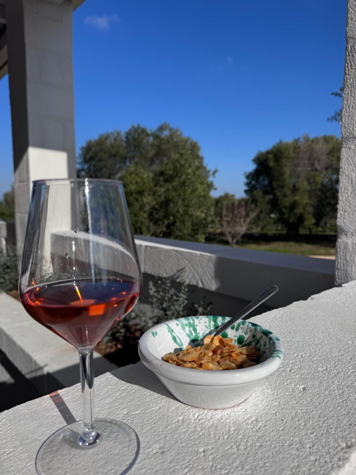 Tenuta Amostuni-Country House Eksteriør bilde